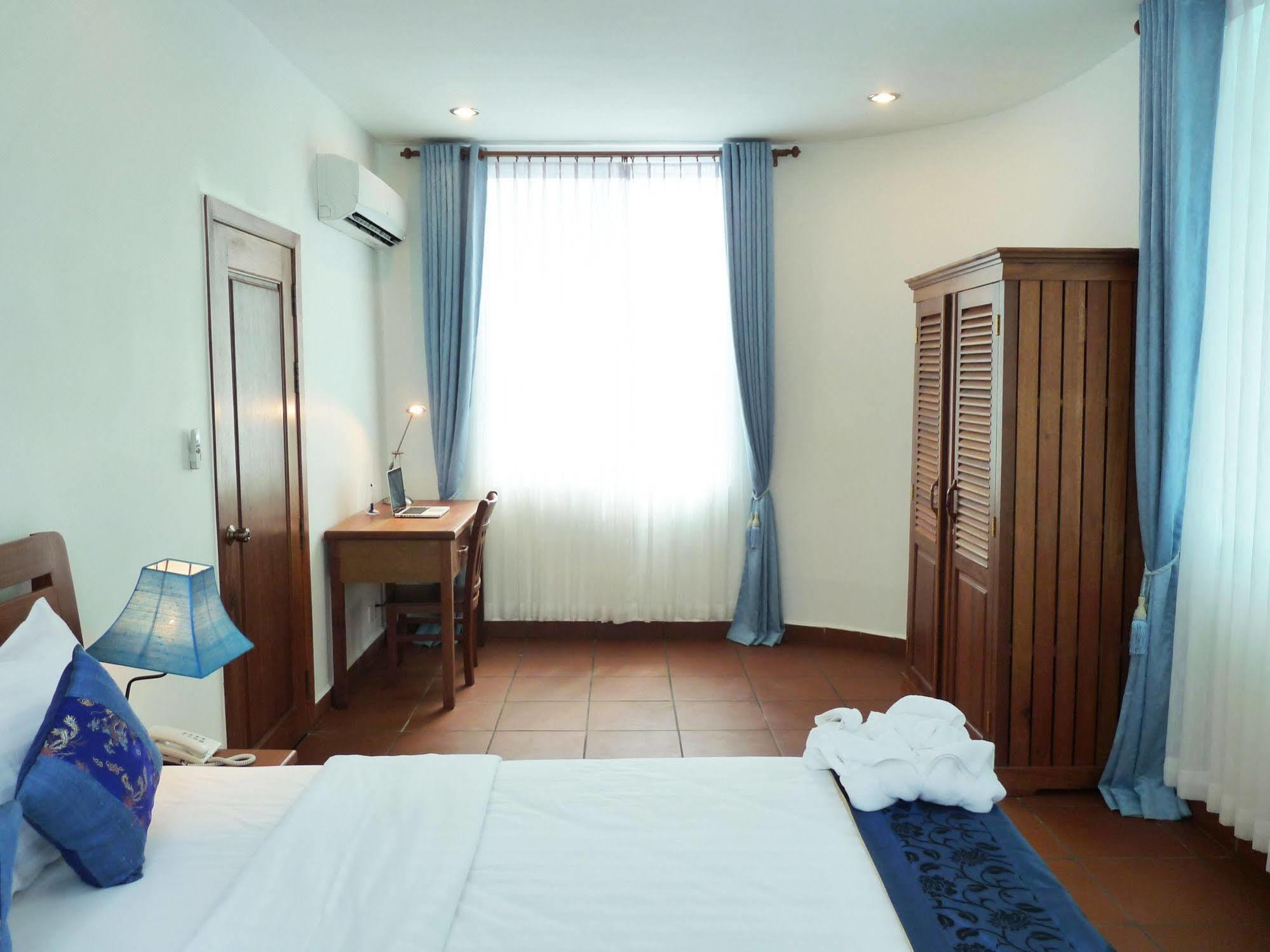 The Blue Corner Boutique Hotel 金边 外观 照片
