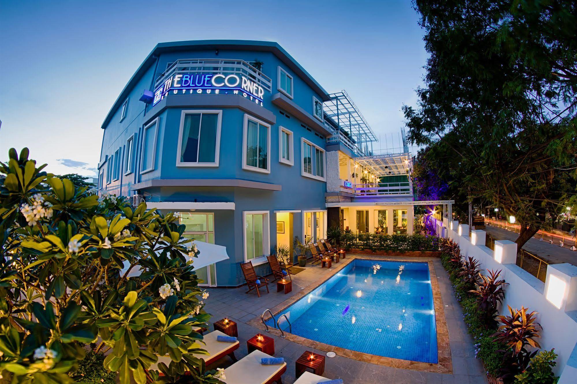 The Blue Corner Boutique Hotel 金边 外观 照片