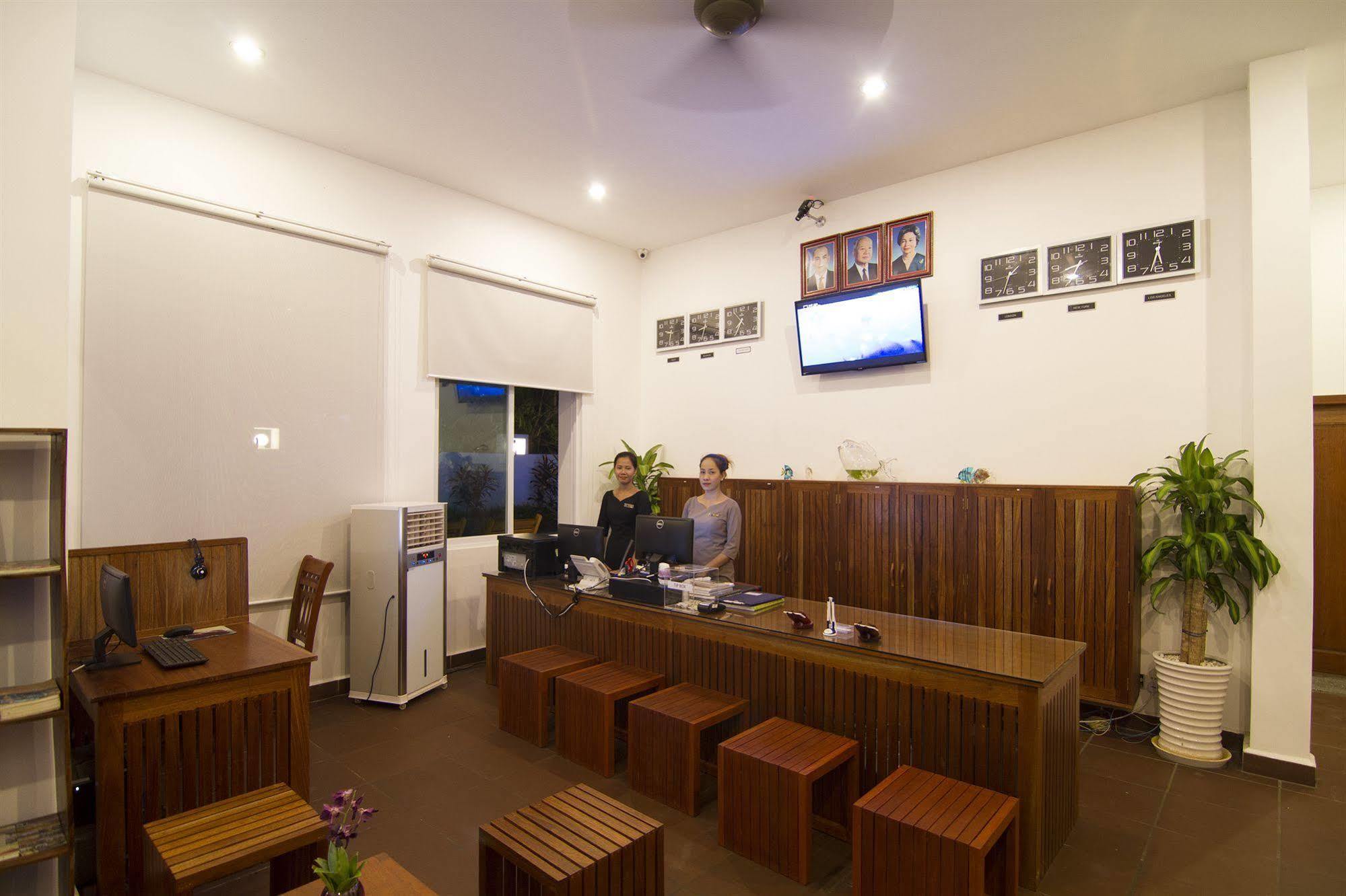 The Blue Corner Boutique Hotel 金边 外观 照片