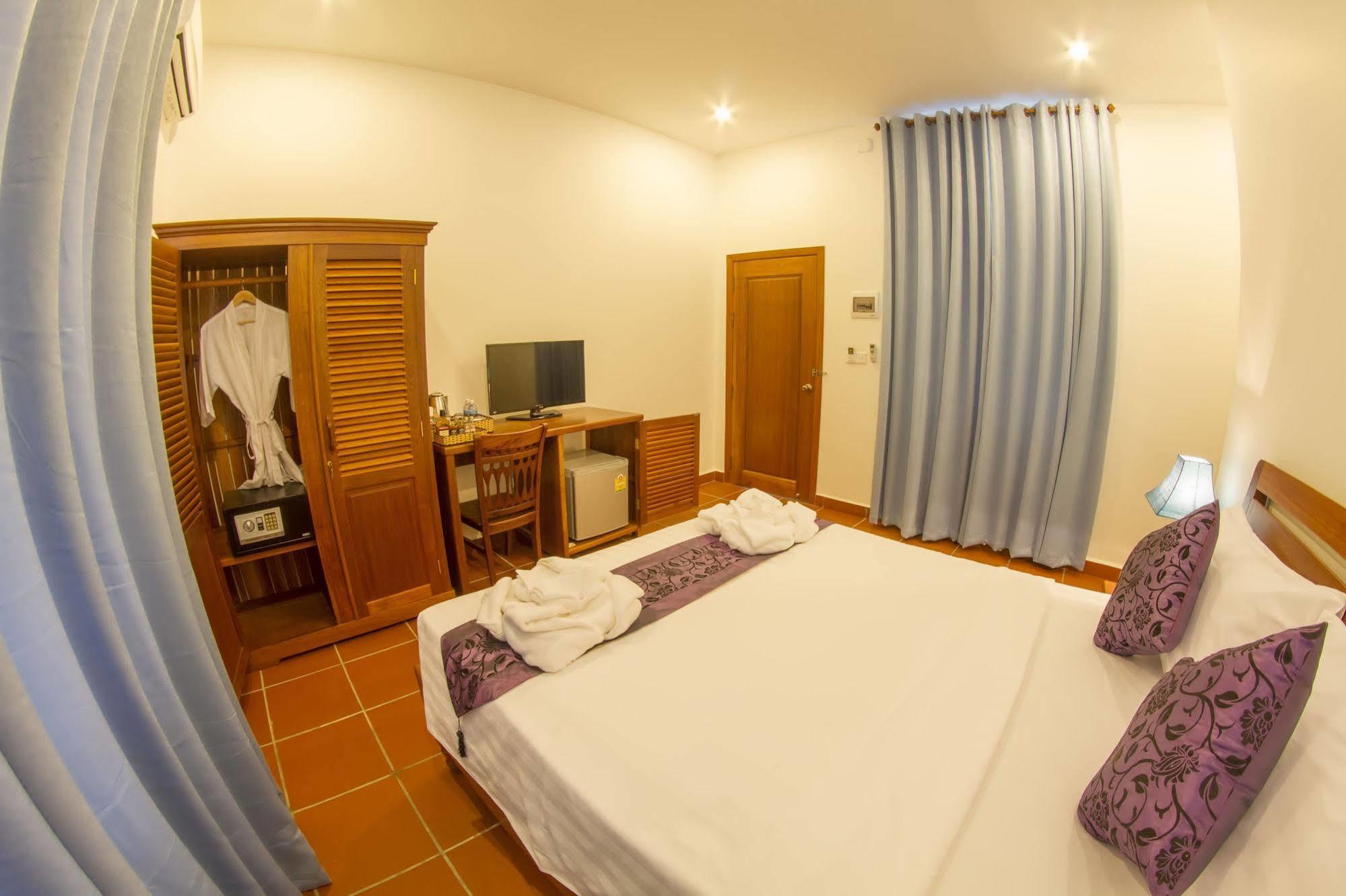 The Blue Corner Boutique Hotel 金边 外观 照片