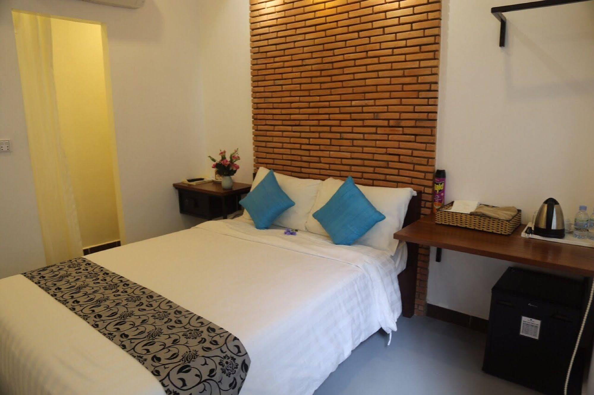 The Blue Corner Boutique Hotel 金边 外观 照片