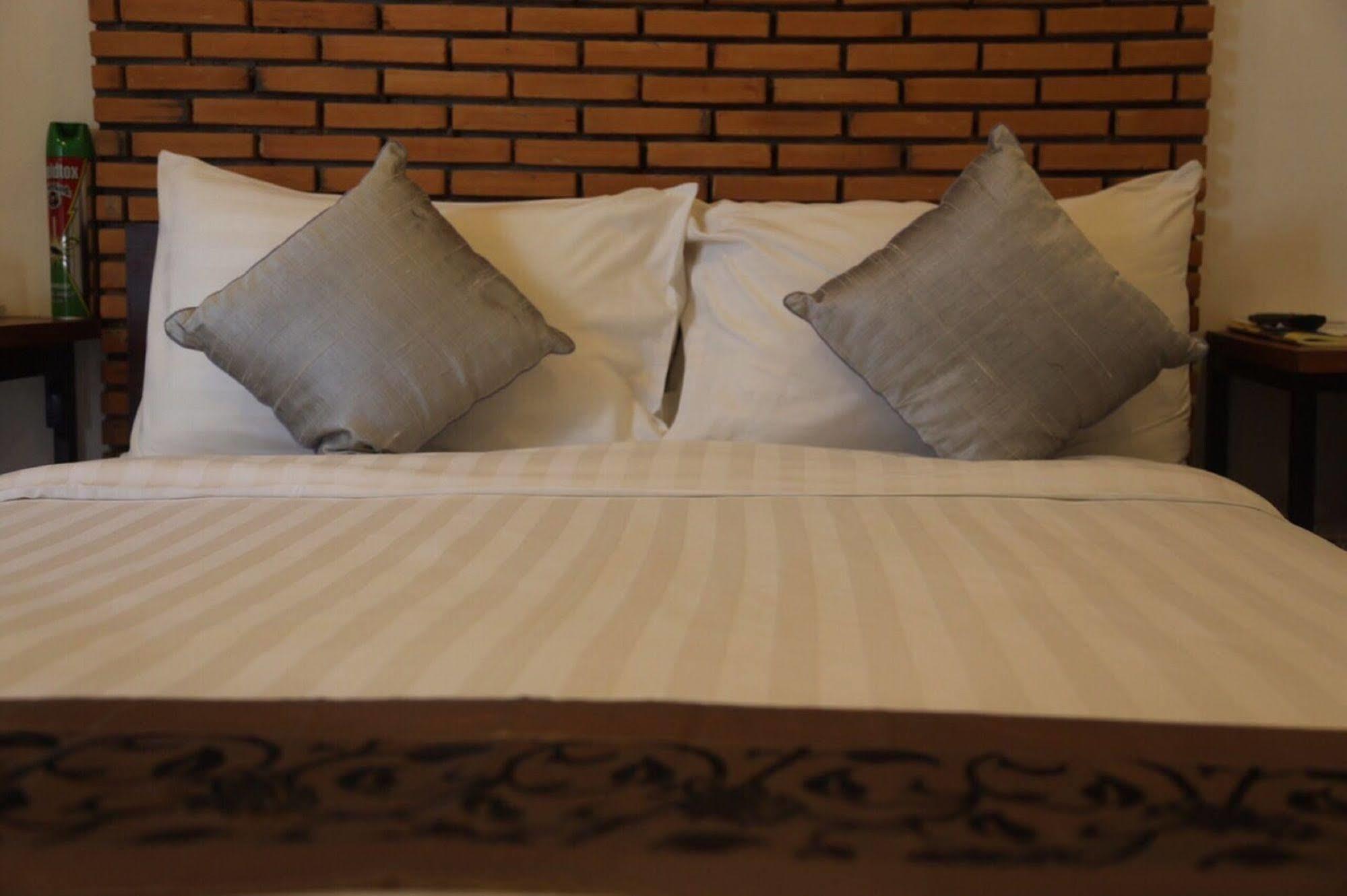 The Blue Corner Boutique Hotel 金边 外观 照片